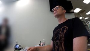 Предъявляю чеки в банк для оплаты | Андрей Топорков