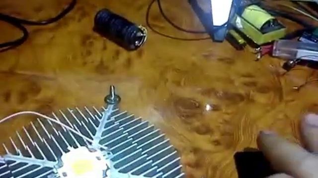 МОЩНЫЙ САДОВЫЙ ФОНАРЬ СВОИМИ РУКАМИ смотреть онлайн