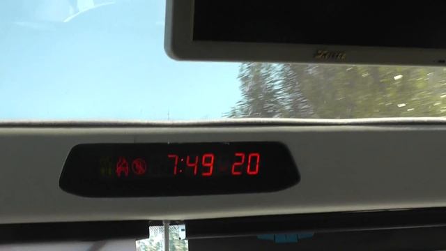 18.06.2014 Едем в Елабугу. Снимала в автобусе. 02384 смотреть онлайн