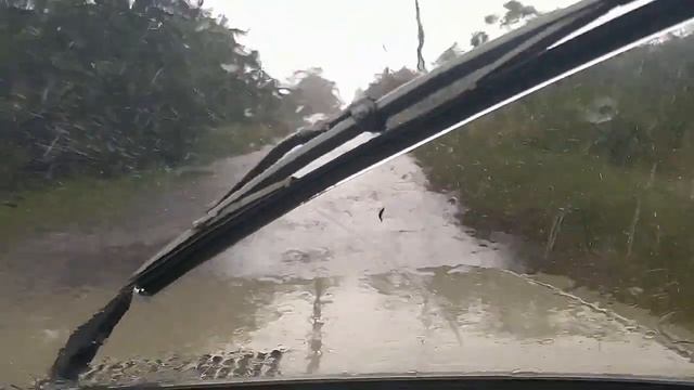 Веселі покатушки на стареньких Жигулях. смотреть онлайн