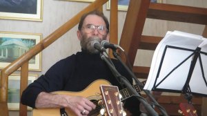 "Давайте делать паузы в словах..."