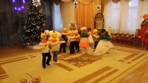 Играем в снежки Детский утренник