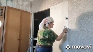 Как подготовить стену под поклейку обоев