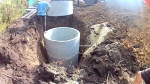 Септик по инструкции из YouTube, можно ли построить дешевый дачный домик?