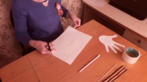 Голубь мира из ладошки