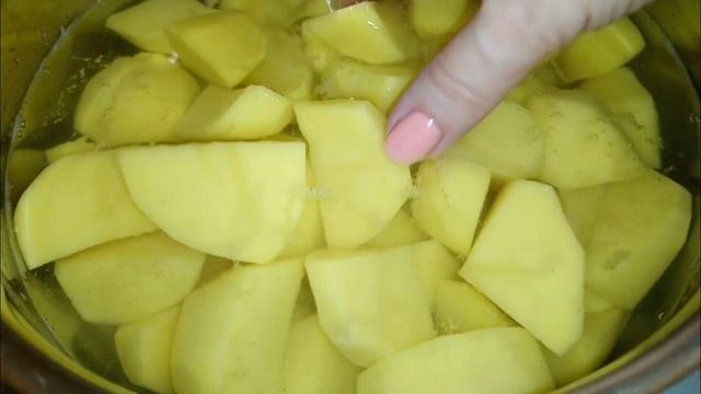 Праздничный ужин на Новый год&New Year's Eve Gala Dinner смотреть онлайн