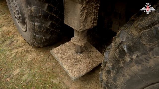 ОТРК «Искандер» наносить удары высокоточным ракетным вооружением по объектам военной инфраструктуры смотреть онлайн