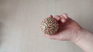 Как оклеить деревянное яйцо стразами от алмазной мозаики