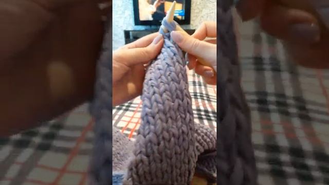 Как закрыть петли? Заканчиваем вязание спицами смотреть онлайн