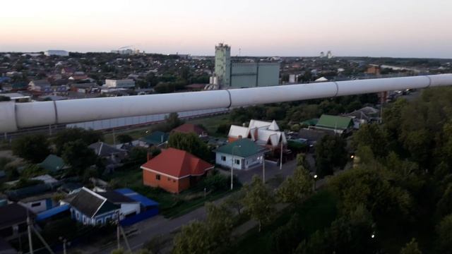 ст. Выселки, Краснодарский край, Россия. Колесо обозрения. Центральный парк. Август 2023 г.