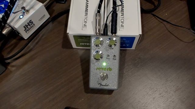 Fender Hammertone Reverb Pedal Demo - No Talking смотреть онлайн