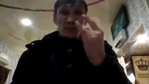 РОДИТЕЛИ БЬЮТ РЕБЕНКУ