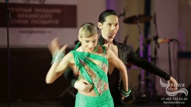 Заказать танцевальный шоу балет на праздник и корпоратив - танцоры на свадьбу и юбилей в Москве