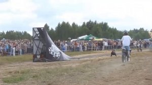 Невероятные прыжки на мотоциклах! Мотофристайл Россия