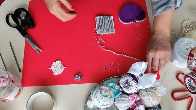 Новогодняя игрушка из картона проще простого. Christmas toy made of cardboard.
