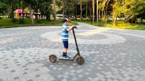 Прогулка по набережной города Новосибирск на электросамокатах