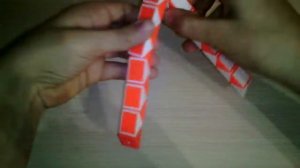 Как сделать из змейки Рубика подставку для телефона