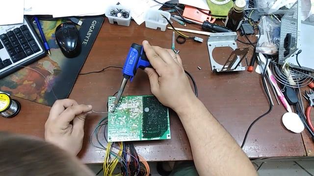 Замена кабеля в блоке питания Accord ACC-350W-12!