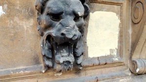 Окно есть, но для вас - нет. Демонтаж небольшой квартиры в старом фонде. Май 2023