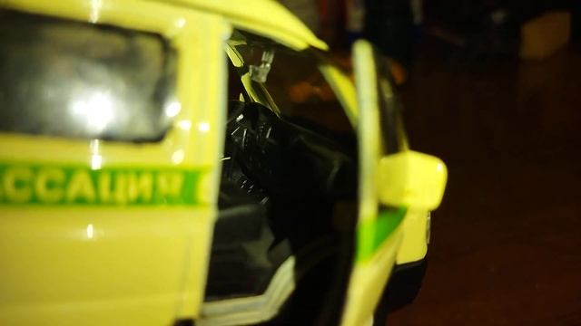 ГАЗ 3221 "ГАЗель" 2005г в. WELLY Инкассация. 1/43 Доработанная. смотреть онлайн