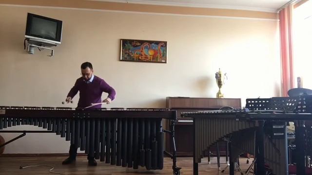 Сувашбаев Руслан. "Just Flipping" Phill Kraus ( вибрафон). " Rain Dance " Alice Gomez (маримба).