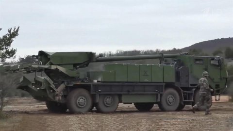 Власти Словакии передали Украине самоходные гаубицы стандартного для НАТО калибра