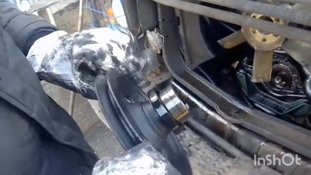 Влетели в сугроб на ниве, аж развернуло поперёк дороги. ремонт ЗИЛ 130. выдавило сальник на д 245. смотреть онлайн