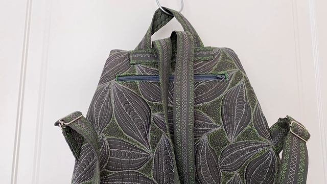 Новый стеганый рюкзак с портфельной застежкой. #стежка #стеганыйрюкзак смотреть онлайн