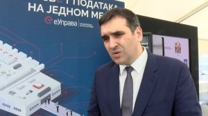 Nikolić: Danas su već potpisani ugovori sa Majkrosoftom i Oraklom