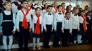 "Лягушачья ламбада". сл. Ю. Энтина, муз. Е. Крылатова. Хор ДШИ №2