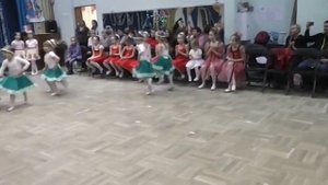 Веселая полька младшая группа