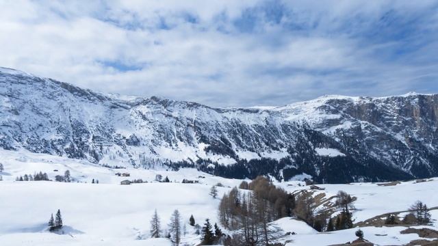 Видео 4К Красивая музыка "Испанская гитара" потрясающее видео Горы в 4К смотреть онлайн