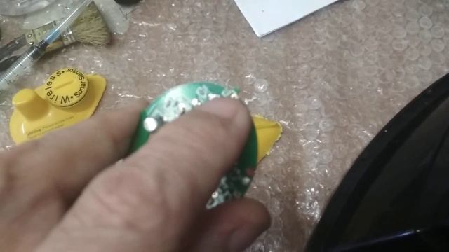 Эхолот Lucky FFW718 на Flytec GPS fishing bait boat. Установка (эпизод 1). смотреть онлайн