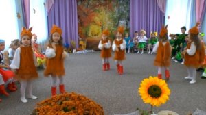 Танец белочек.  Младшая  группа детсада № 160 г. Одесса.  2017 г.