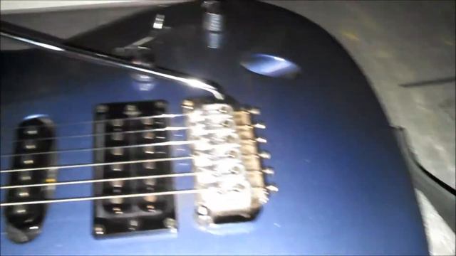 Tightening a SAT-30 trem bar (Ibanez SA Series) смотреть онлайн