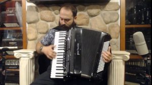 6359 - Black Petosa AM-1000 Piano Accordion LMMH 41 120 $7999