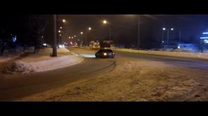 BMW E30 2.5 и BMW E39 4.4 зимние покатушки боком.