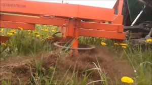 Испытание роторного плуга по дерне, первая женская борозда