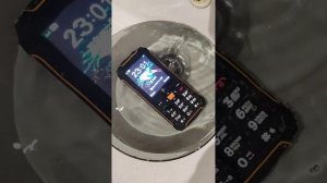 мобильный телефон F+  R280C