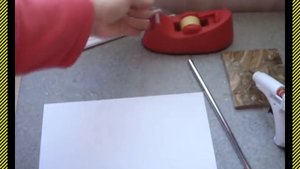 Как сделать идеальную трубочку из бумаги для поделок и создания оружия. Базовые правила.