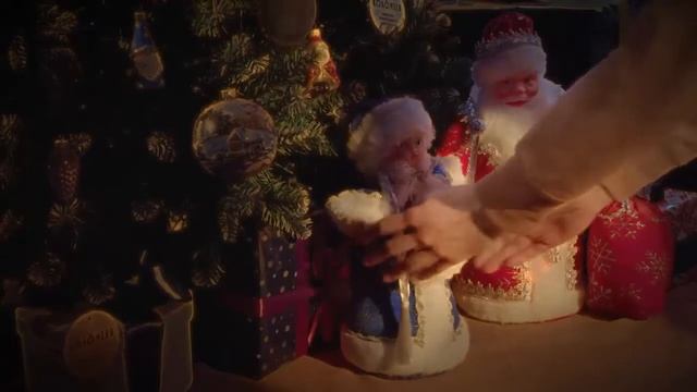 Дед Мороз и Снегурочка – игрушки куклы под елку Фабрики новогоднего настроения КОЛОМЕЕВ смотреть онлайн