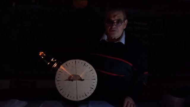 Физика 9-й класс «Преломление света. Полное Отражение». смотреть онлайн