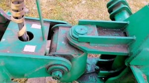 Продаётся к701 и плуги оборотные ппо 8-45.