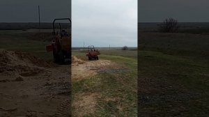 Уборка территории минитрактором Уралец 2204