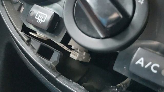 Отключение автоматического включения кондиционера Nissan смотреть онлайн