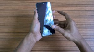 Redmi Note 10 |Redmi Note 10S : Insert SIM & MicroSD Card