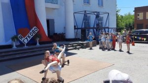 студия современного танца "Step" танец - Триколор.