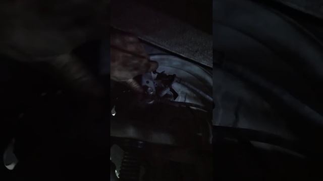 регулировка ручного тормоза на Рено мастер