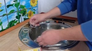 Ремонт смесителя за 5 минут. Справится даже домохозяйка