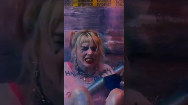 The best harley quinn fight scene police station смотреть онлайн